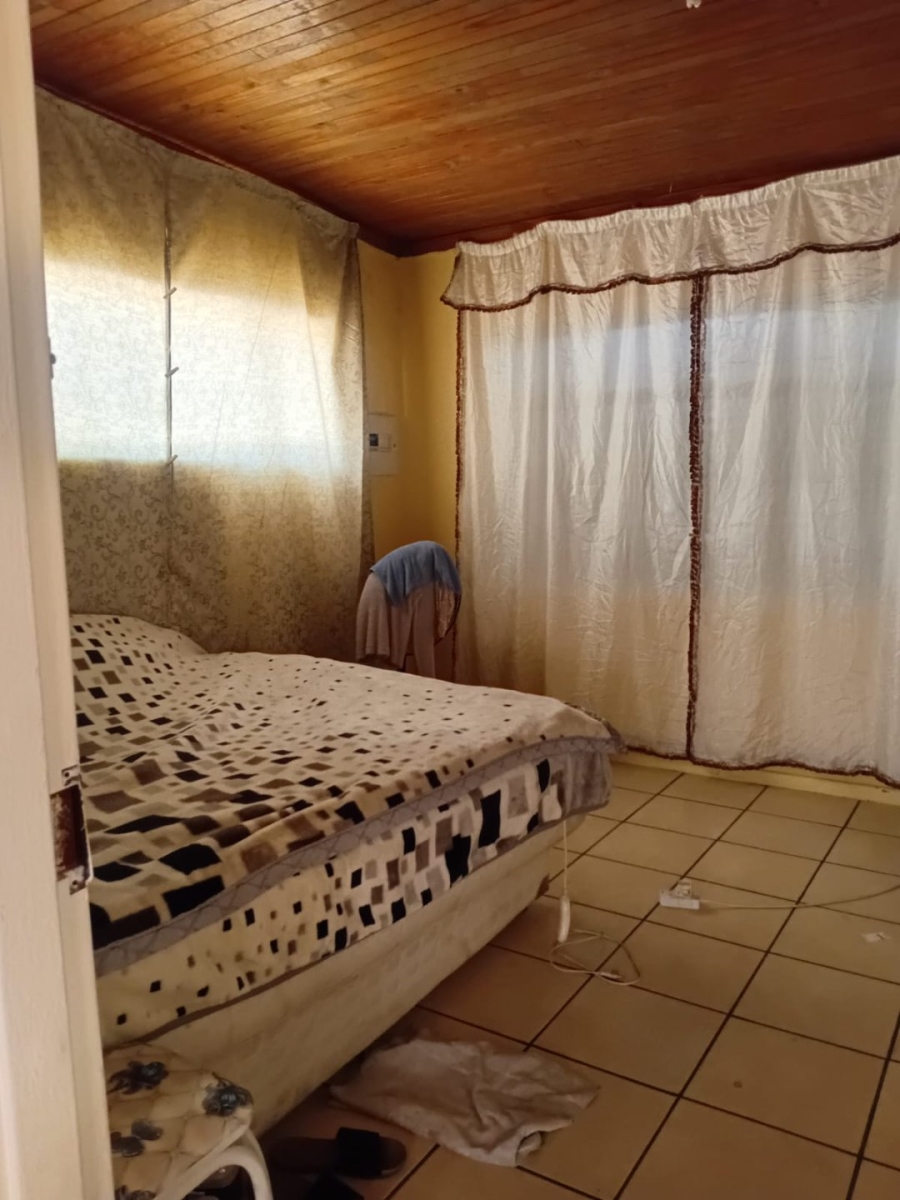 5 Bedroom Property for Sale in Ficksburg Free State